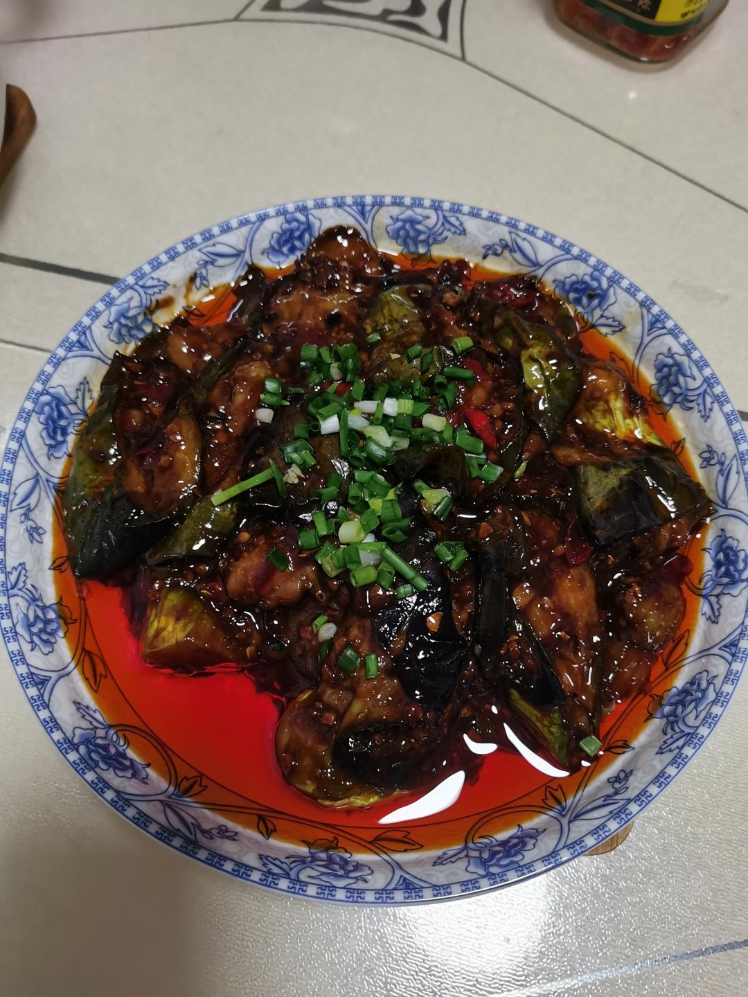 开胃下饭菜！巨简单的家常鱼香茄子煲