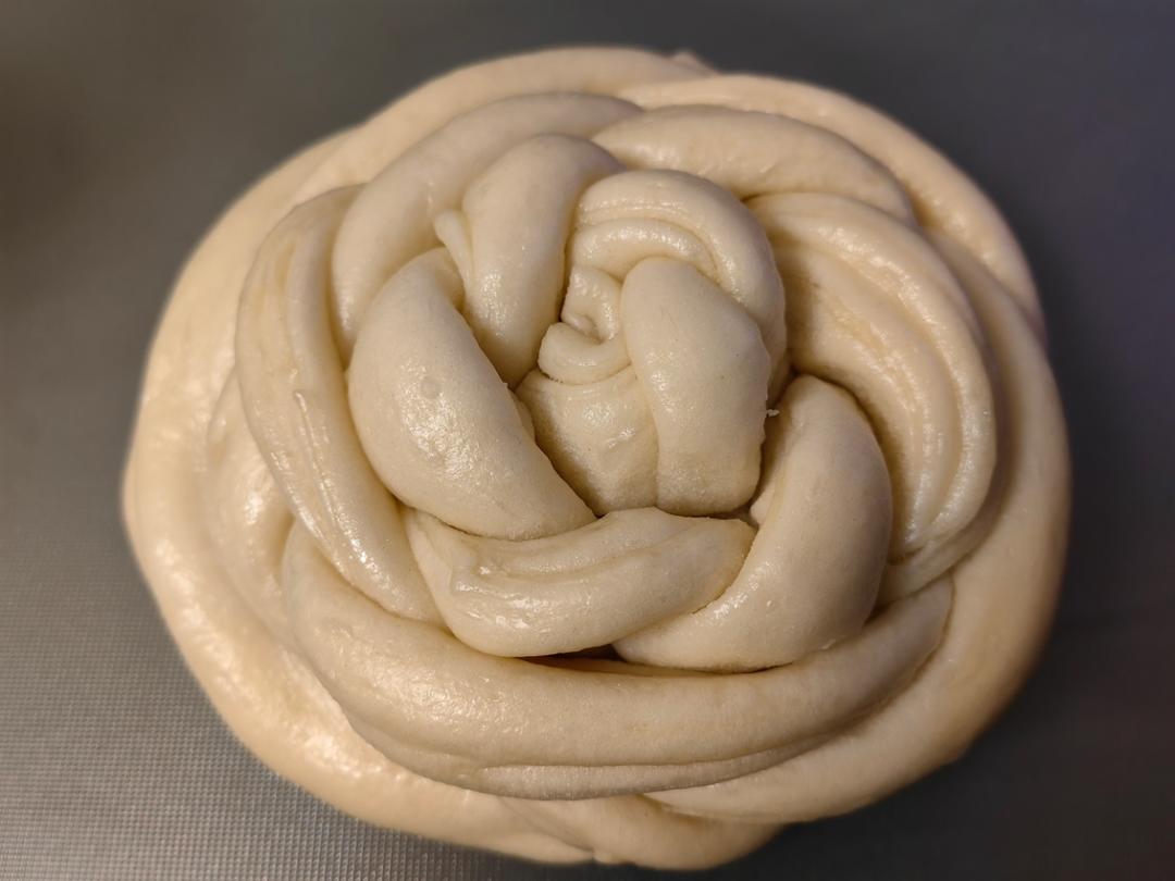 蓬松暄软｜好看又好吃的咸香花卷