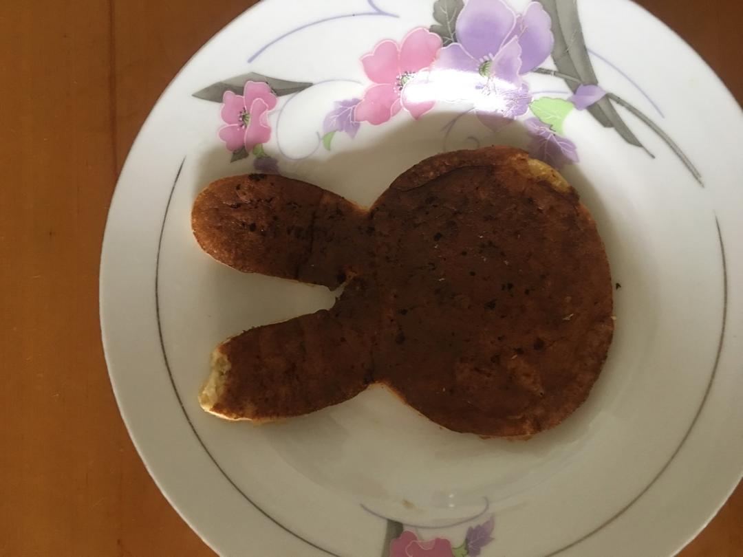 【减脂早餐】无油香蕉松饼（超简单）