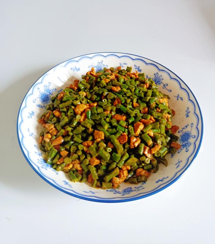 肉沫豆角下饭菜