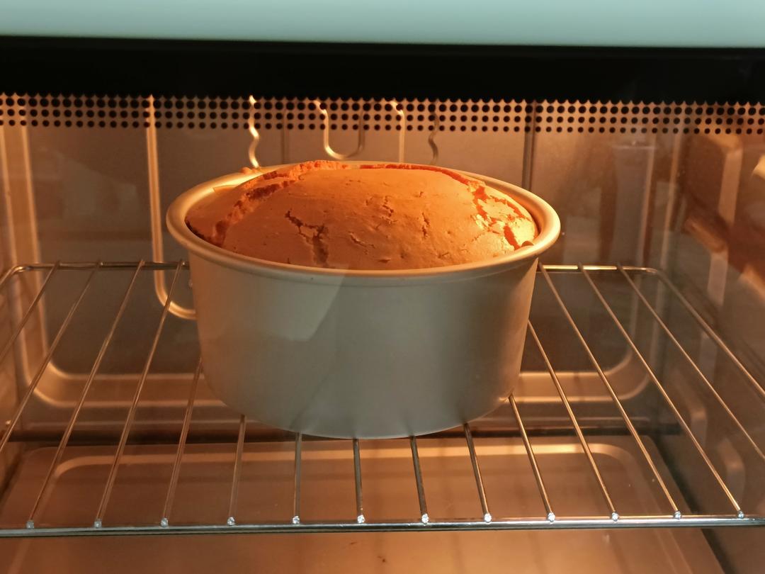 超柔软6寸戚风蛋糕(附8寸配方)零失败 超详细‼️含操作视频