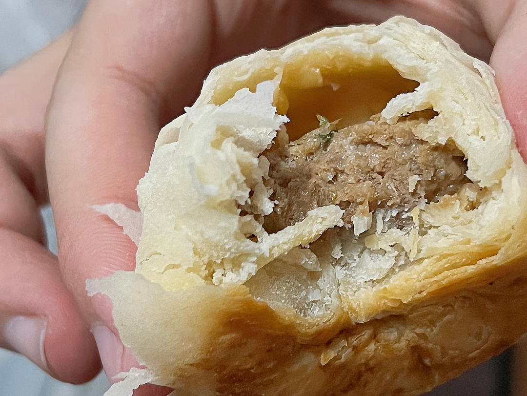 酥皮鲜肉月饼～酥的掉渣