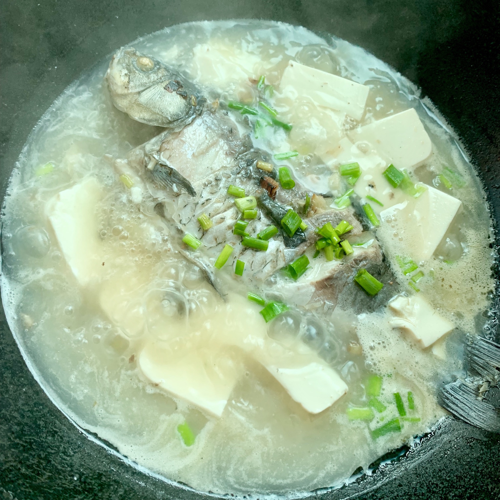 酸甜又暖胃的豆腐鲫鱼汤🐟的做法