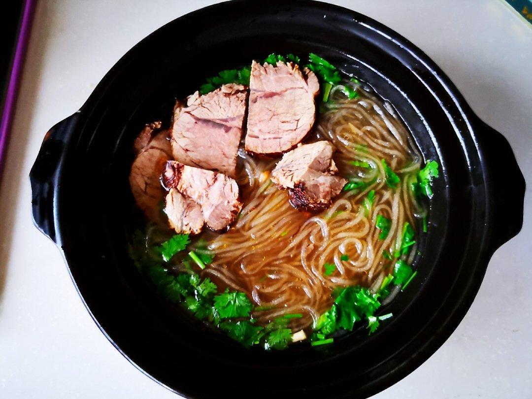 牛肉粉丝汤