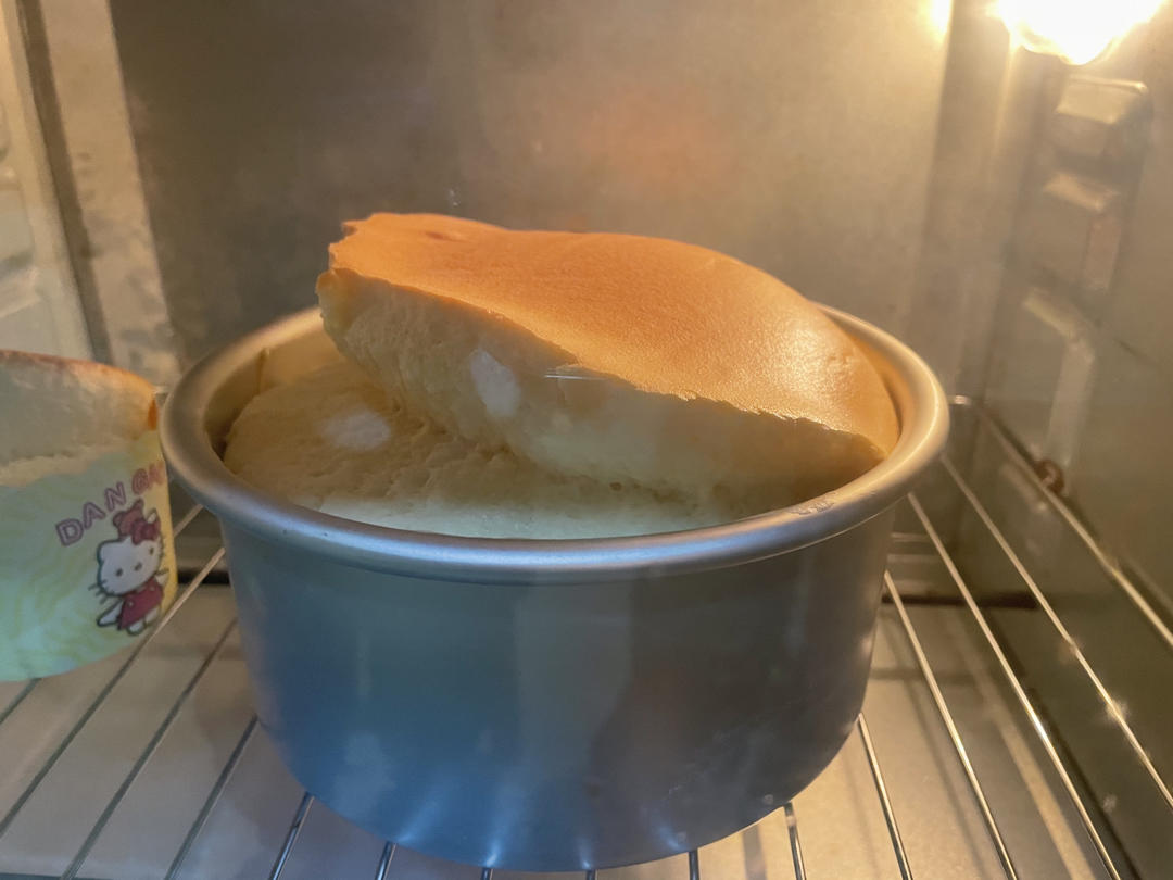 超柔软6寸戚风蛋糕(附8寸配方)零失败 超详细‼️含操作视频