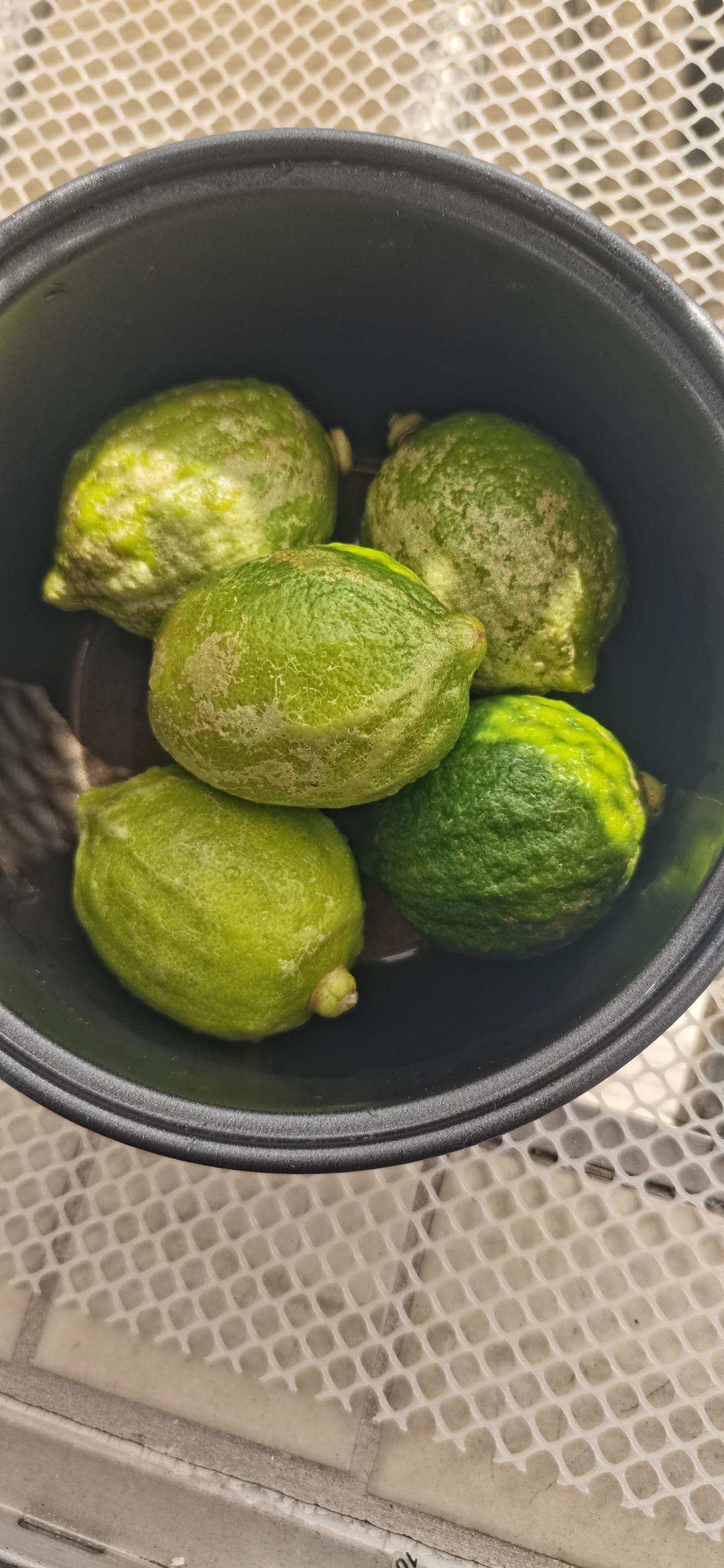 腌咸柠檬
