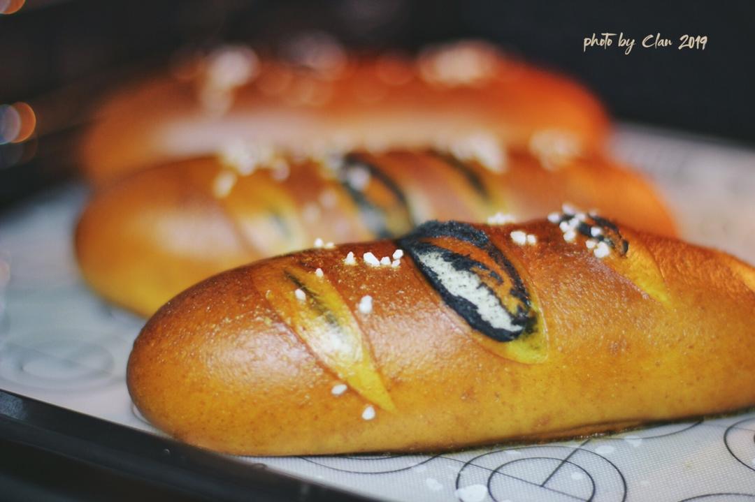 哈喽~面包你好！巴伐利亚碱水面包