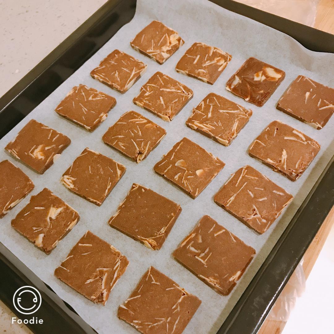 巧克力杏仁饼干（懒人版）