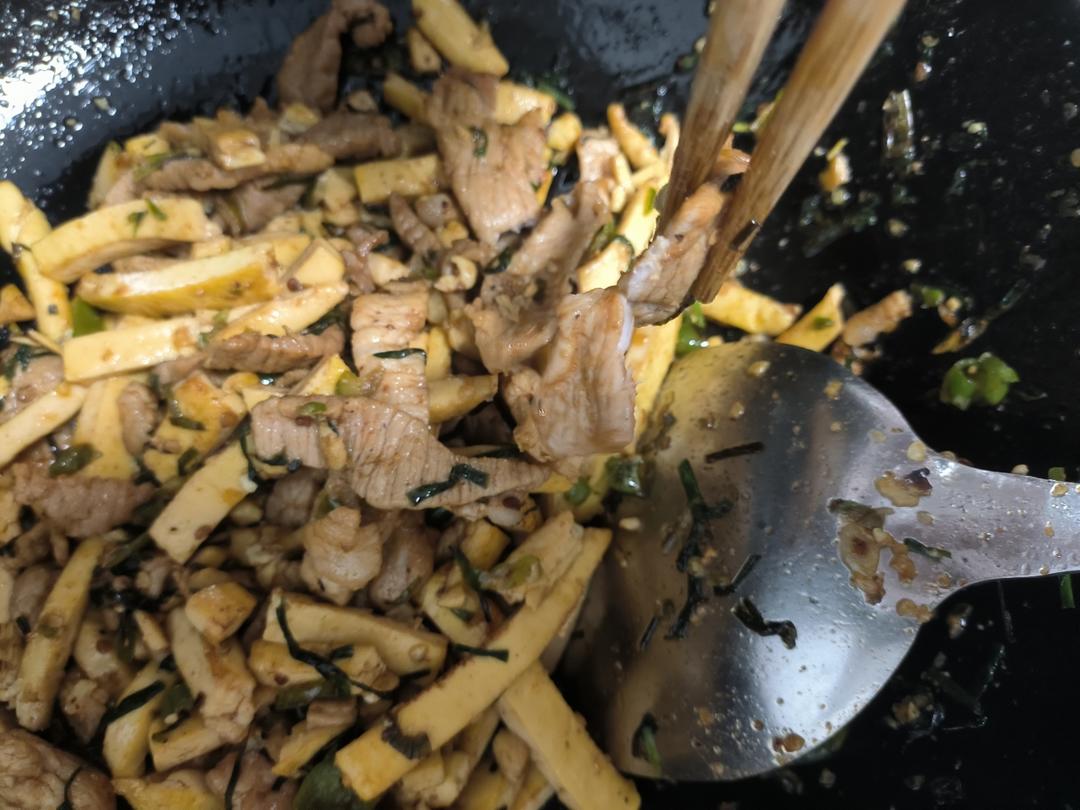 豆干炒肉丝