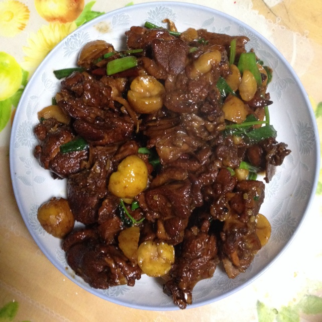栗子焖啤酒鸭