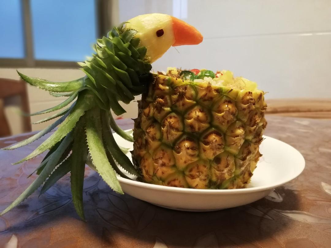 鸟语花香菠萝炒饭