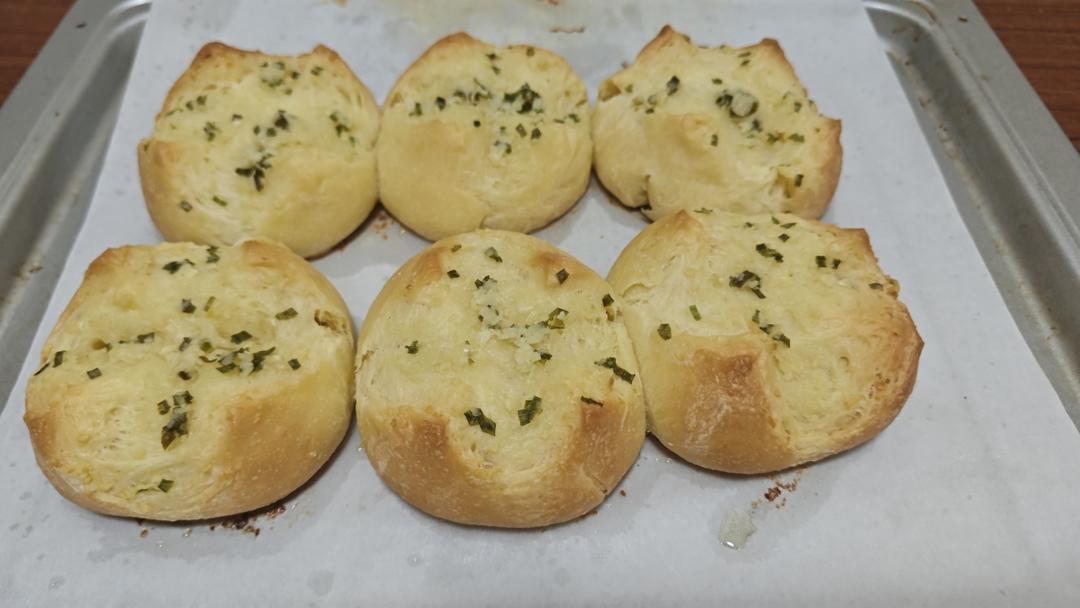 蒜香小面包
