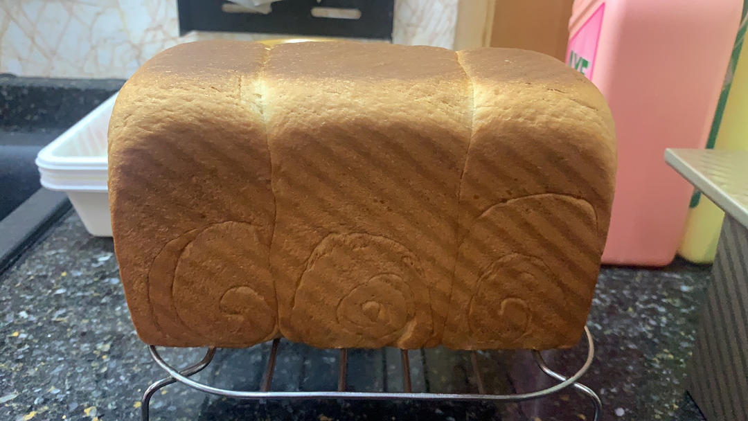 吐司，奶香手撕面包，超级香浓