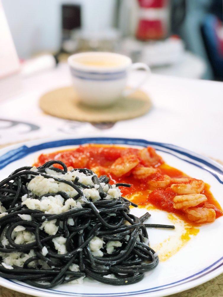 无敌清爽鲜美的海鲜墨鱼面🍝每天一碗吃不厌🙈