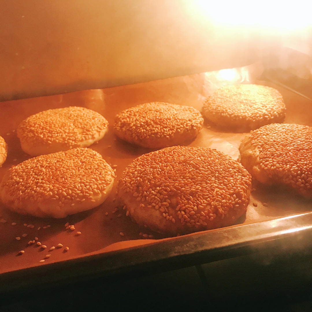 老北京麻酱烧饼