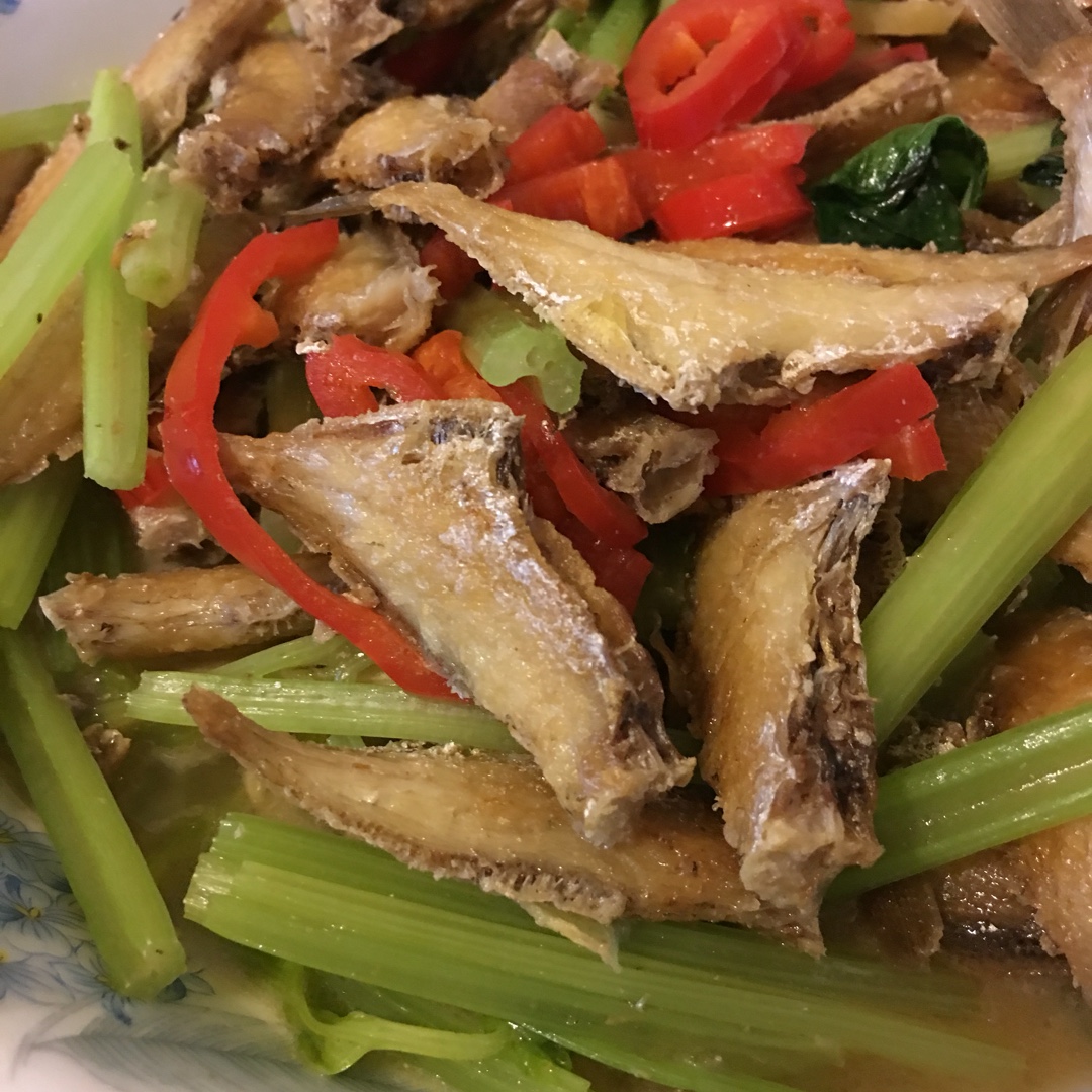 潮式焖剥皮鱼