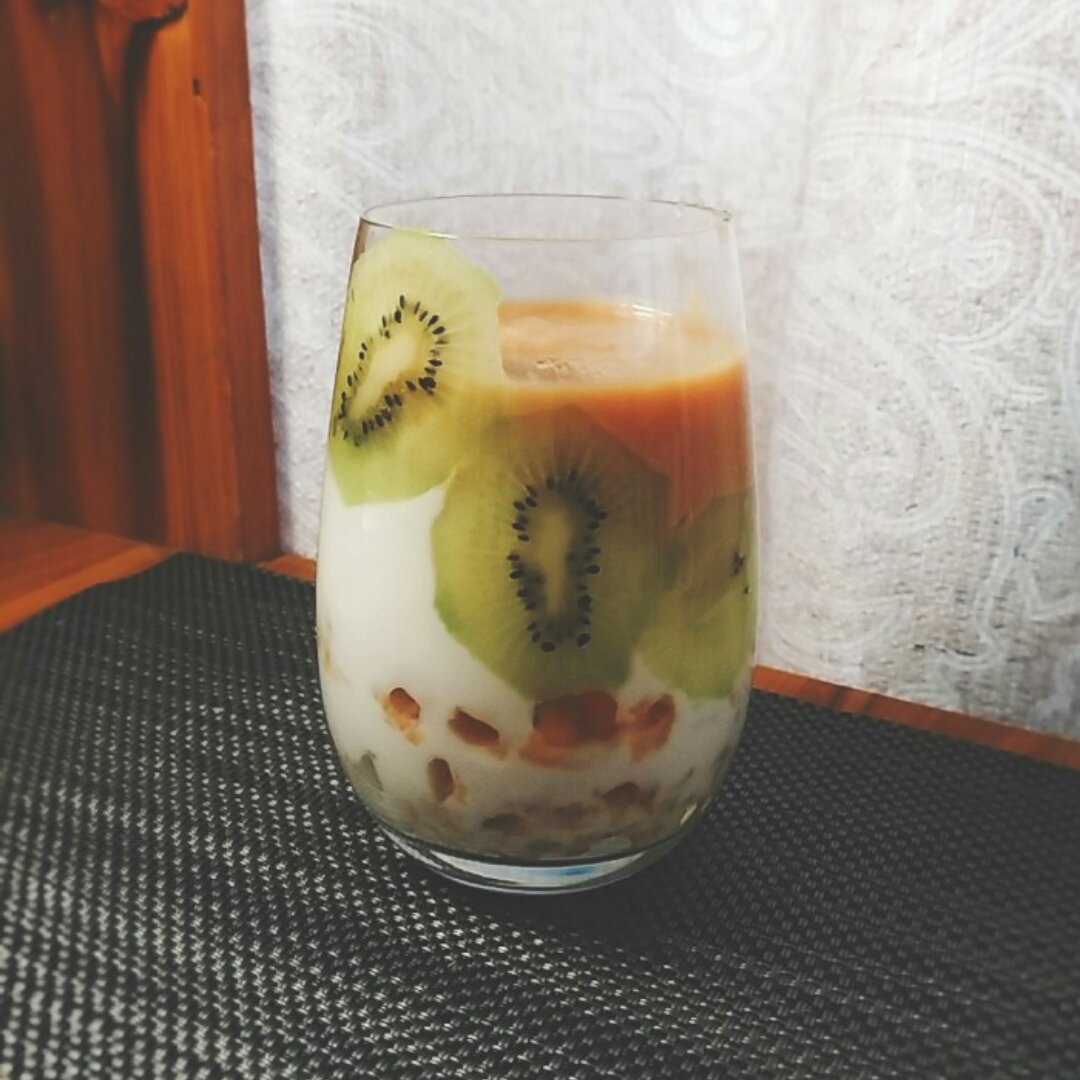 有些「杯壁」的酸奶们