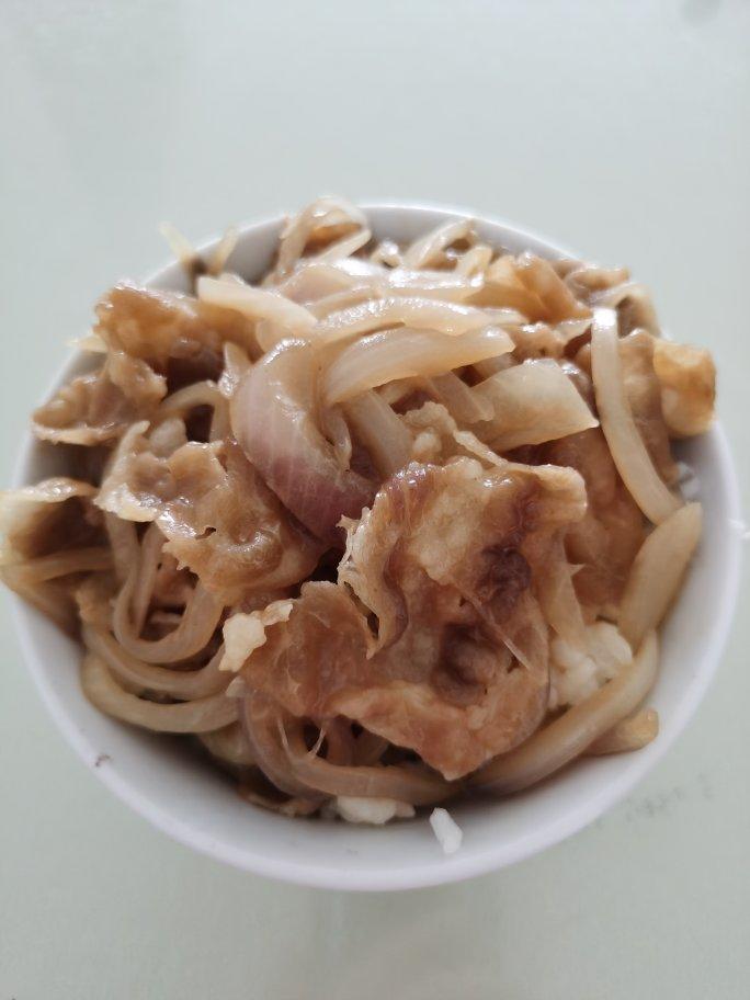 💕100%成功!!!🍱招牌肥牛饭专门店秘方·秒杀日本吉野家食其家！日式多汁牛肉饭 /嫩肥牛盖饭/牛肉饭/肥牛丼（超简单快速完美版）✨
