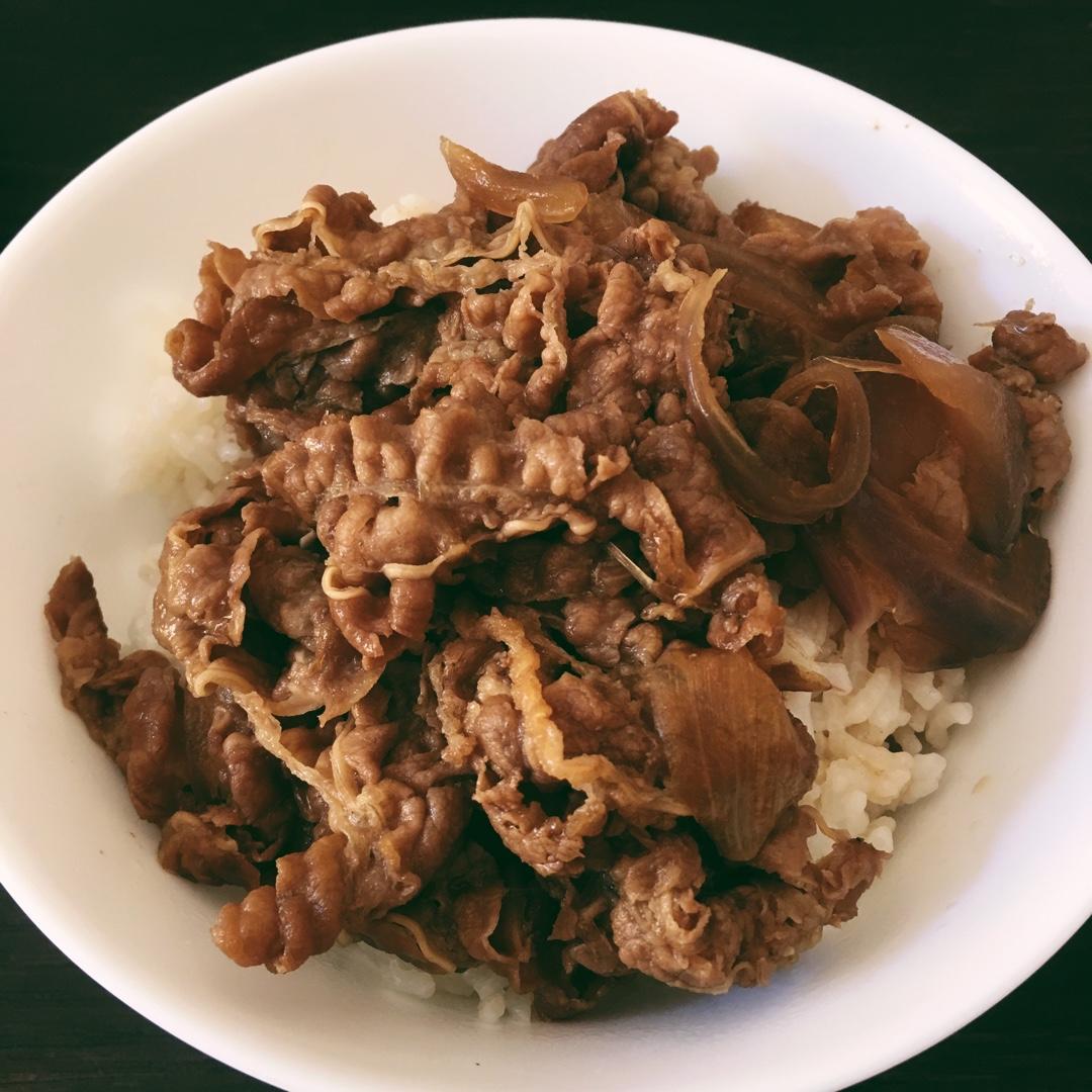 吉野家牛肉饭（牛丼）