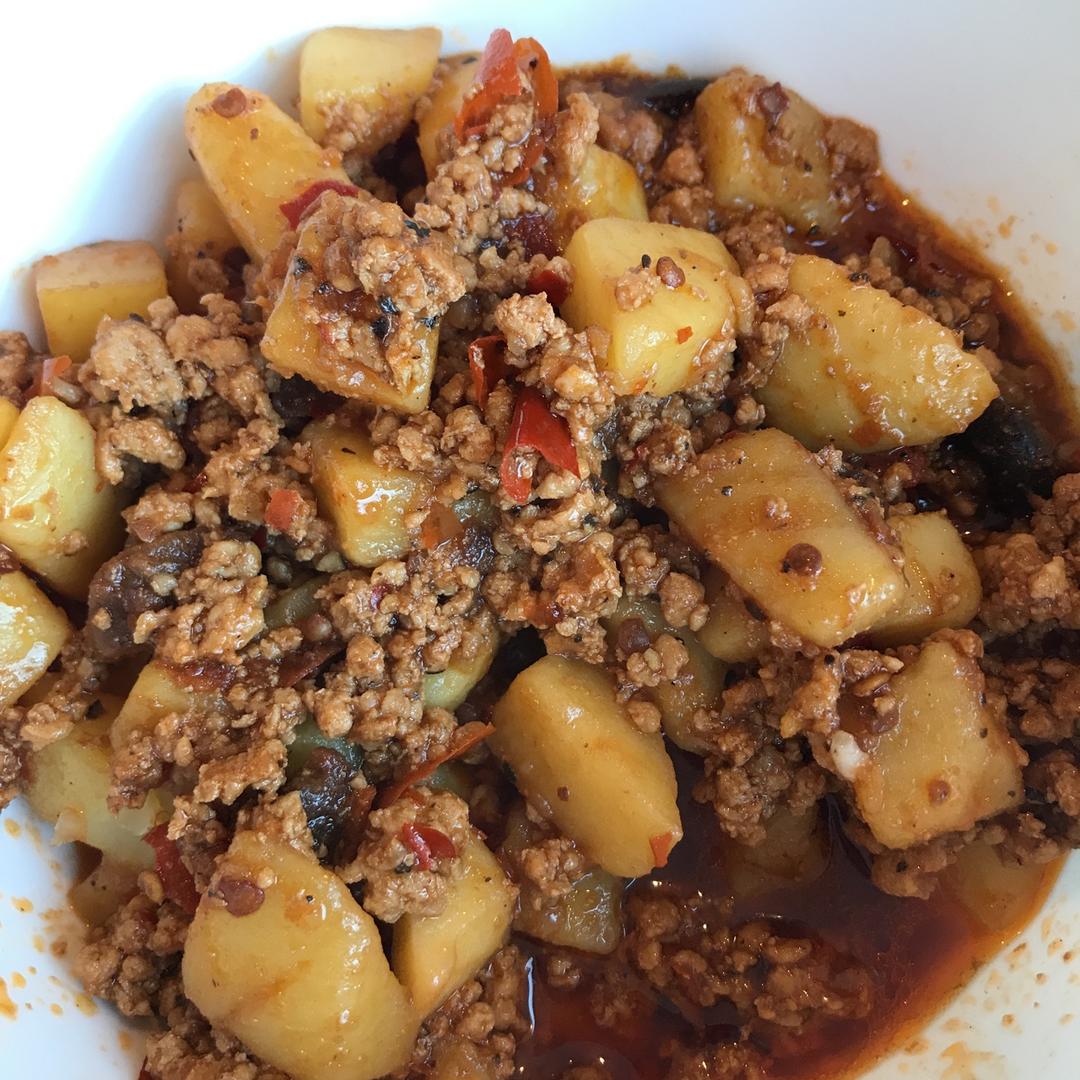 火火妹做的土豆肉末