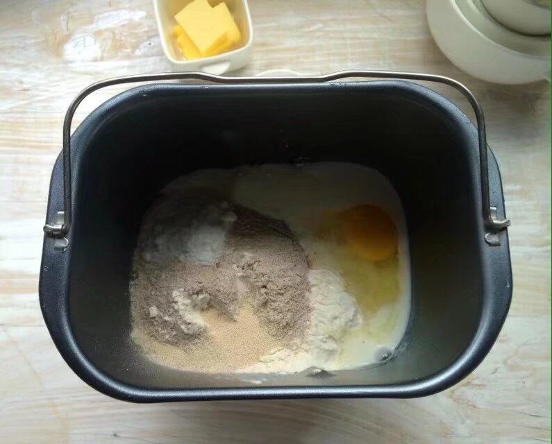 纯奶手撕吐司的做法 步骤1