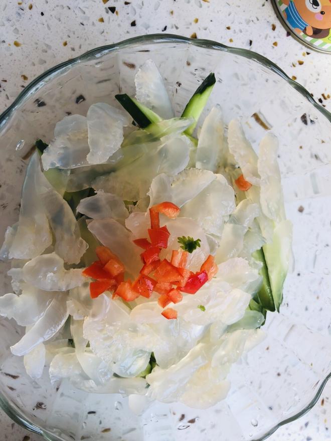 捞汁海蜇头黄瓜丝的做法