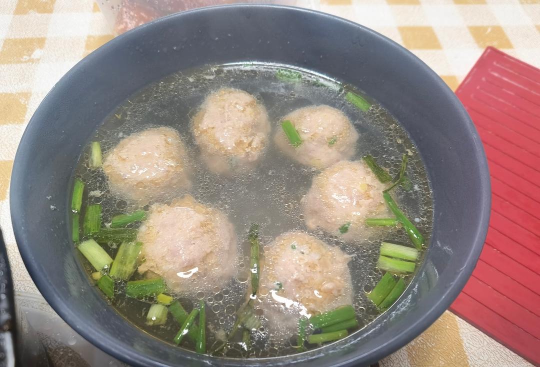 猪肉丸子汤