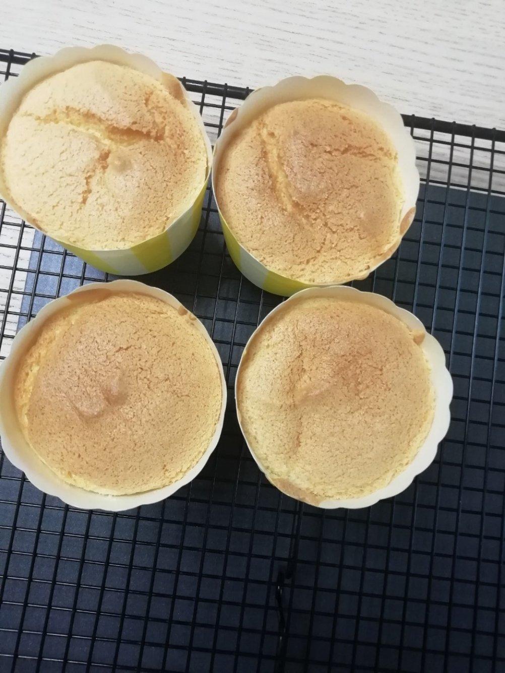 奶油戚风杯子蛋糕