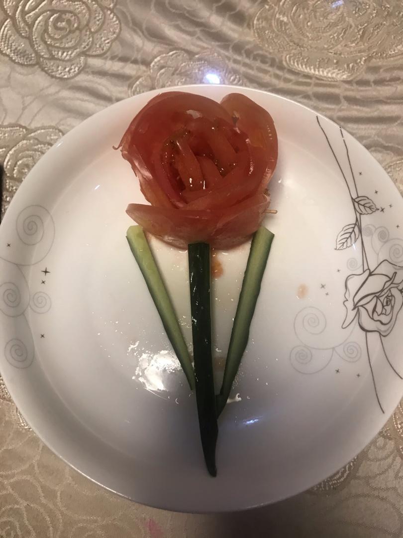 美成一朵花的糖拌西红柿