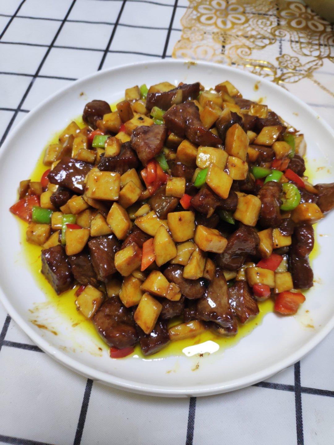 家常菜~杏鲍菇烧牛肉粒