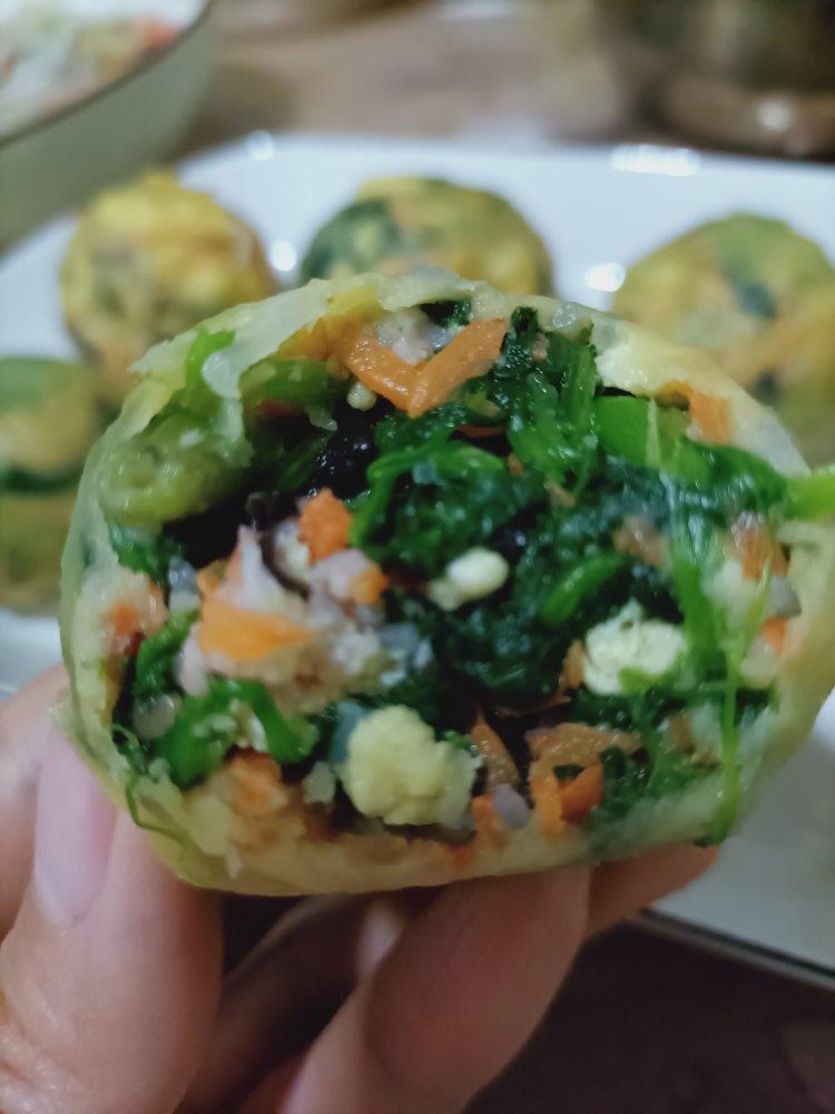 玉米面菜团子
