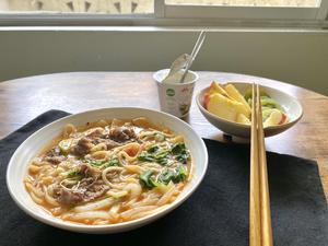 味增泡菜拉面 （Miso kimchi ramen)的做法 步骤5