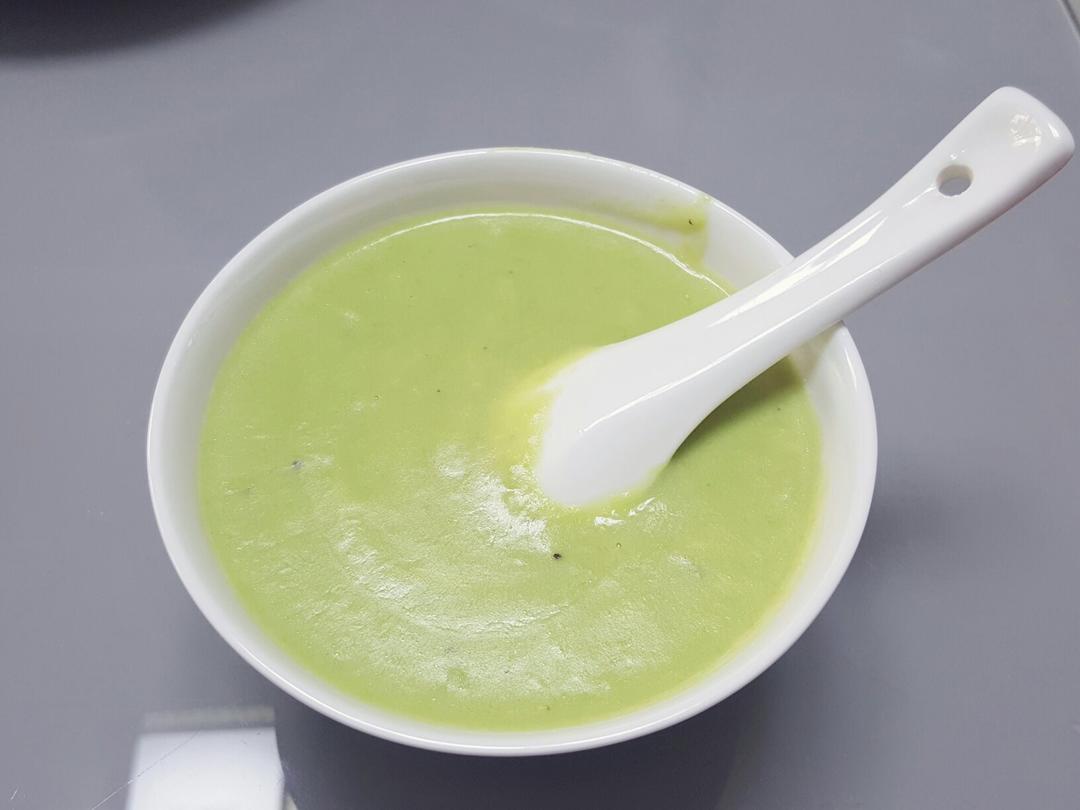 小洗碗jyjfromtvxq做的豌豆浓汤