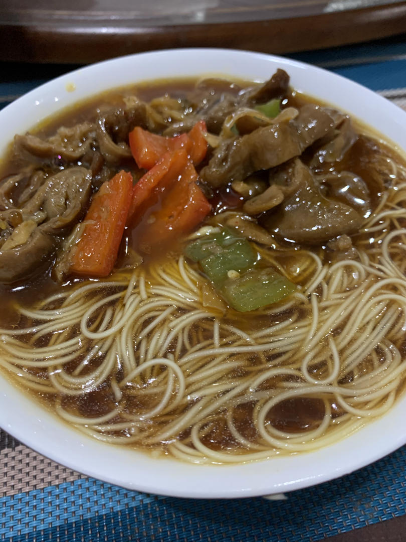 冰淇凌疙瘩做的重庆肥肠面专业洗肠小清新慎入