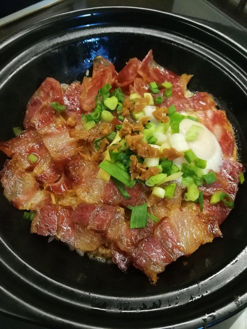 香肠煲仔饭