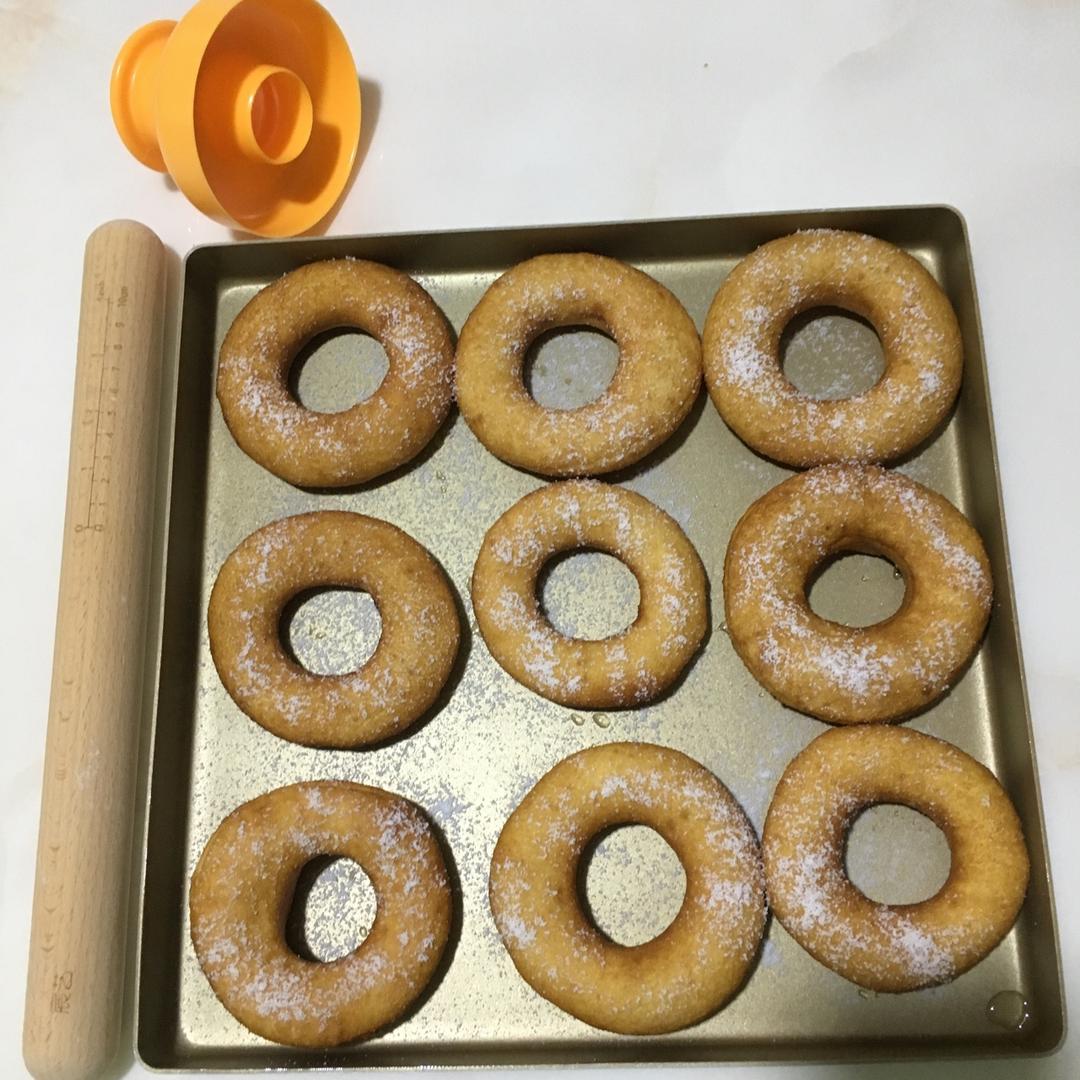 油炸甜甜圈