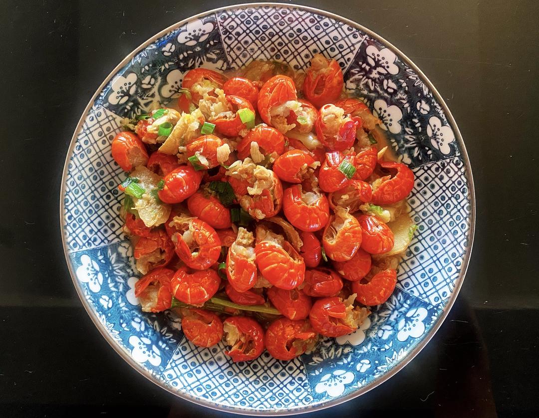 蒜蓉炖龙虾🦞尾的做法