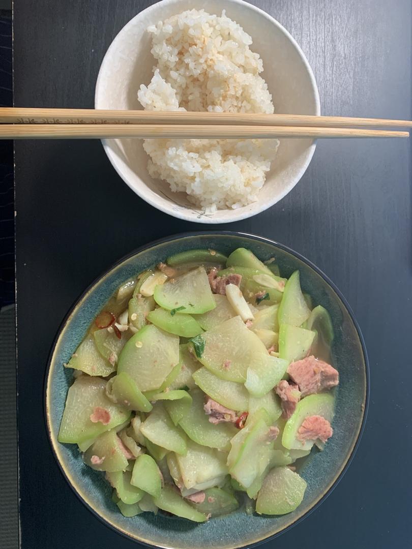 素炒佛手瓜-营养丰富、鲜嫩清甜