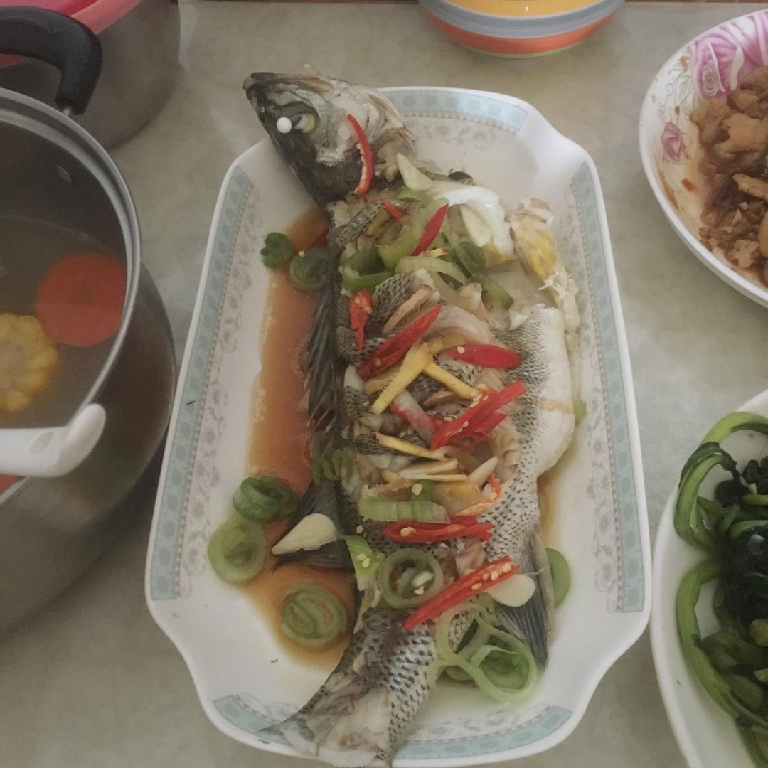 清蒸鲈鱼