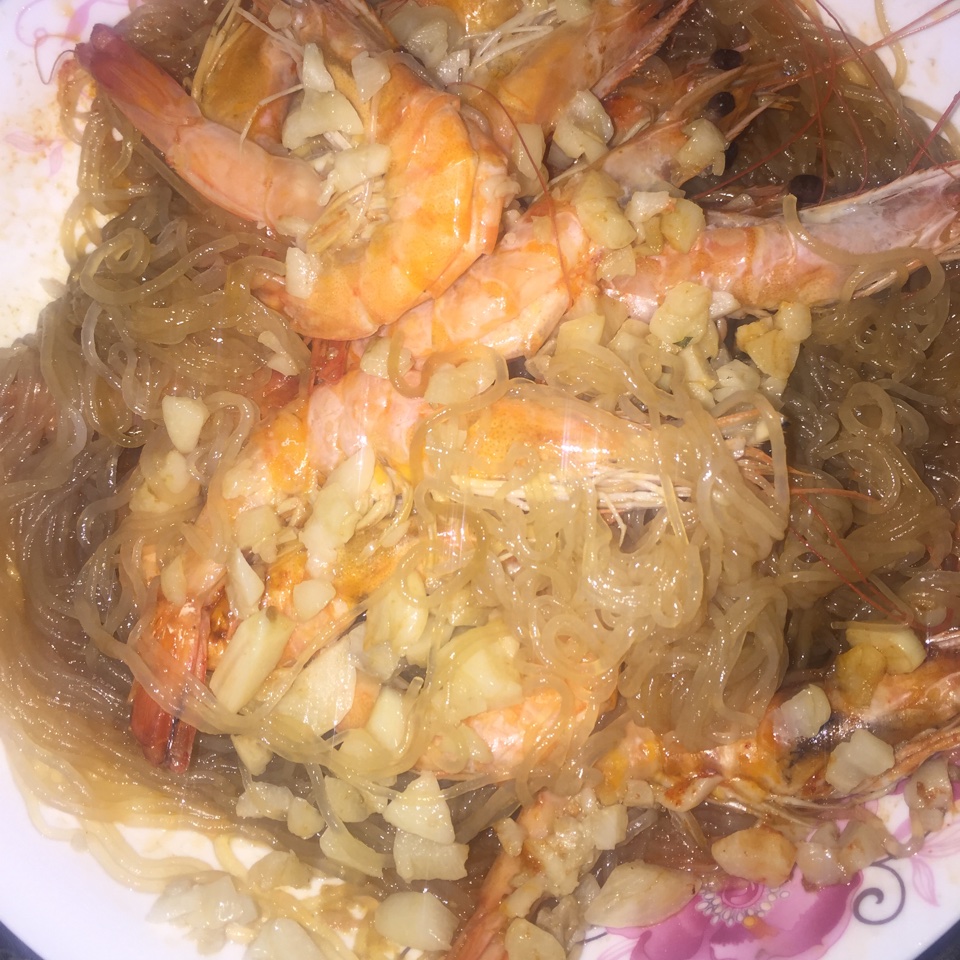 蒜蓉粉丝蒸大虾