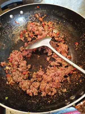 薄荷小米辣牛肉的做法 步骤2