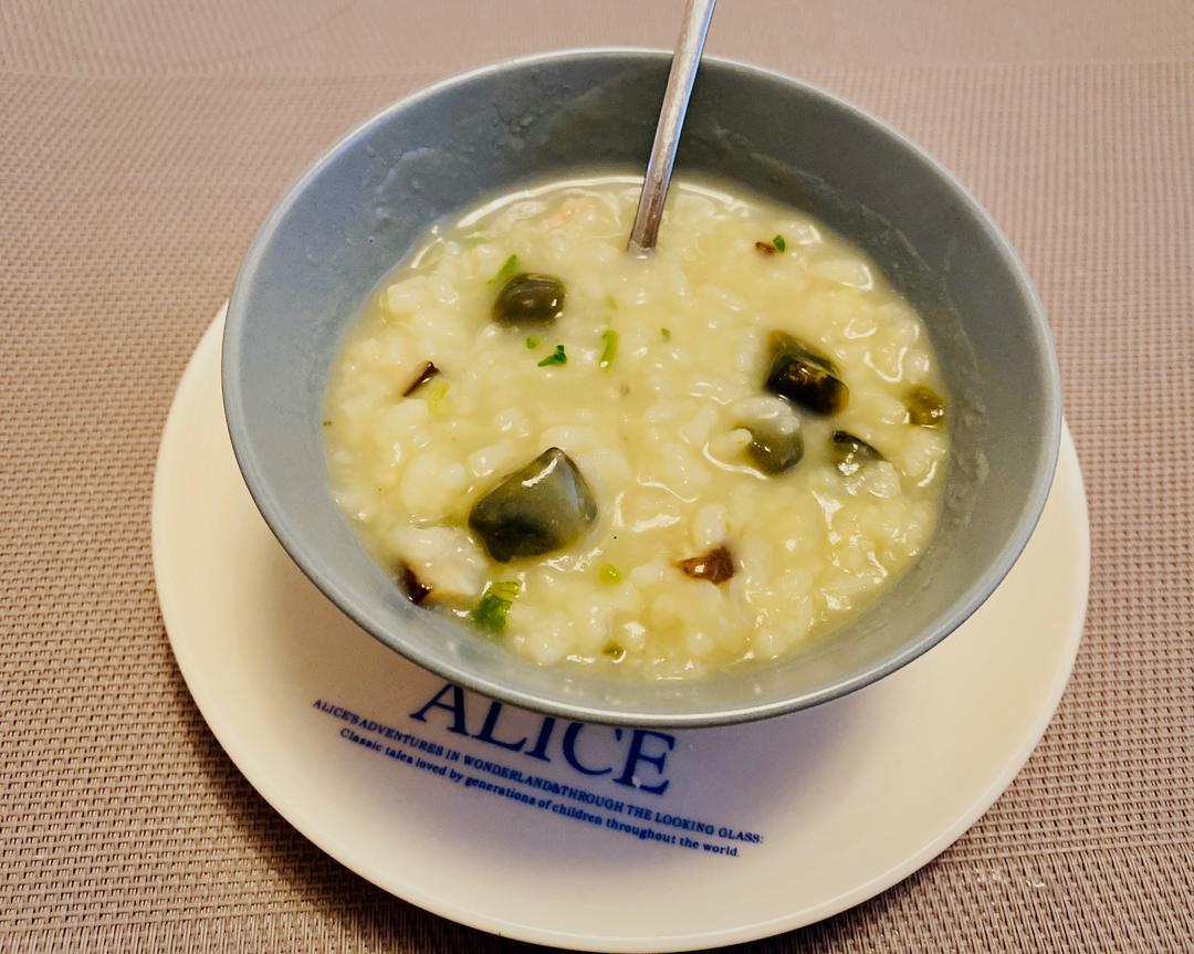 懒人皮蛋瘦肉粥的做法