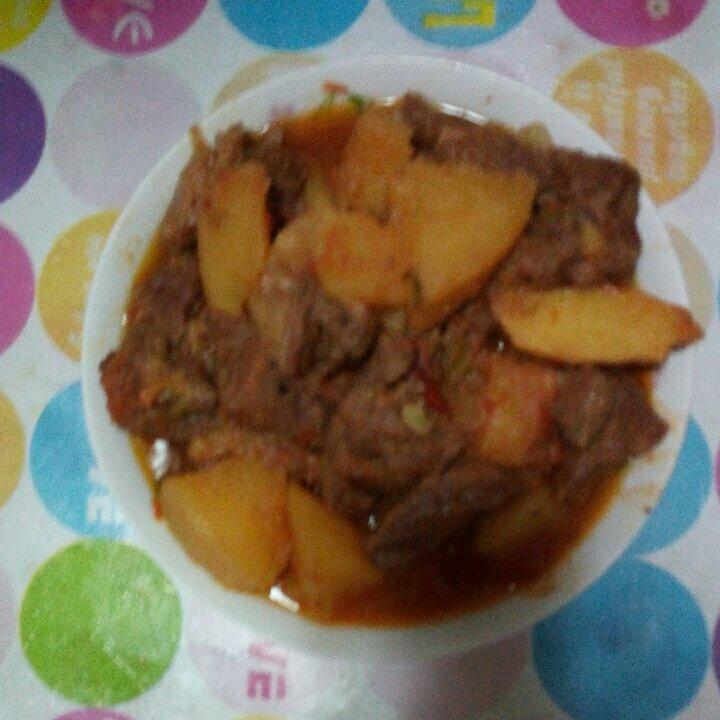 番茄土豆炖牛腩