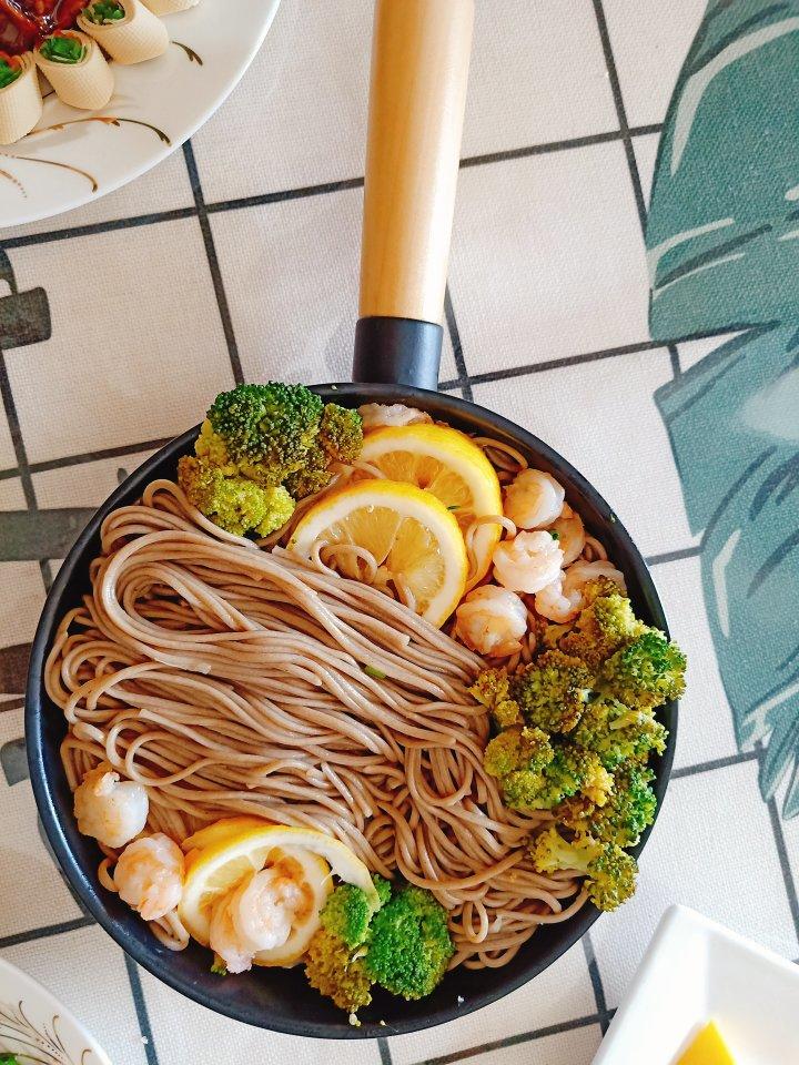 柠檬荞麦凉面 Noodles in Lemon Sauce (cold)