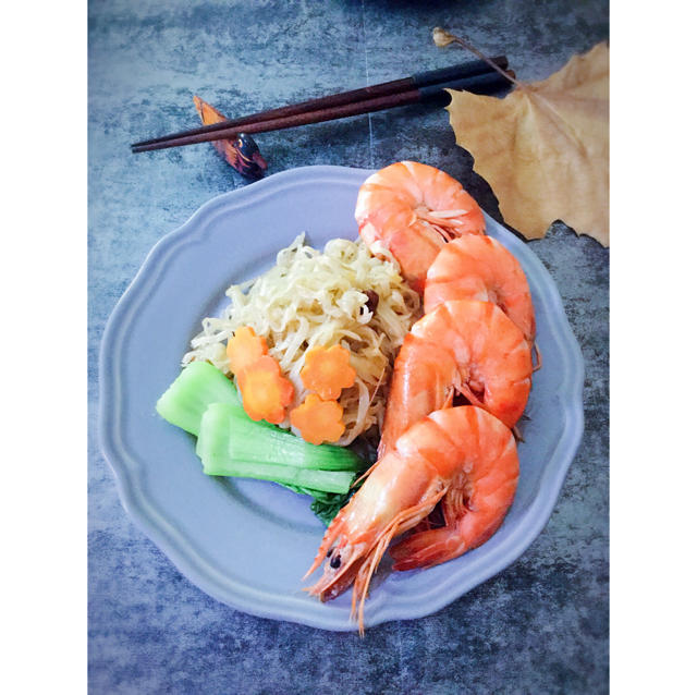 虾仁肉末炒面