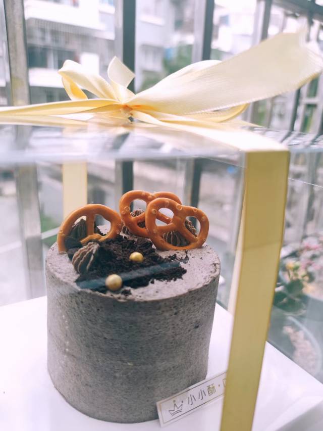 奥利奥咸奶油蛋糕（六寸）