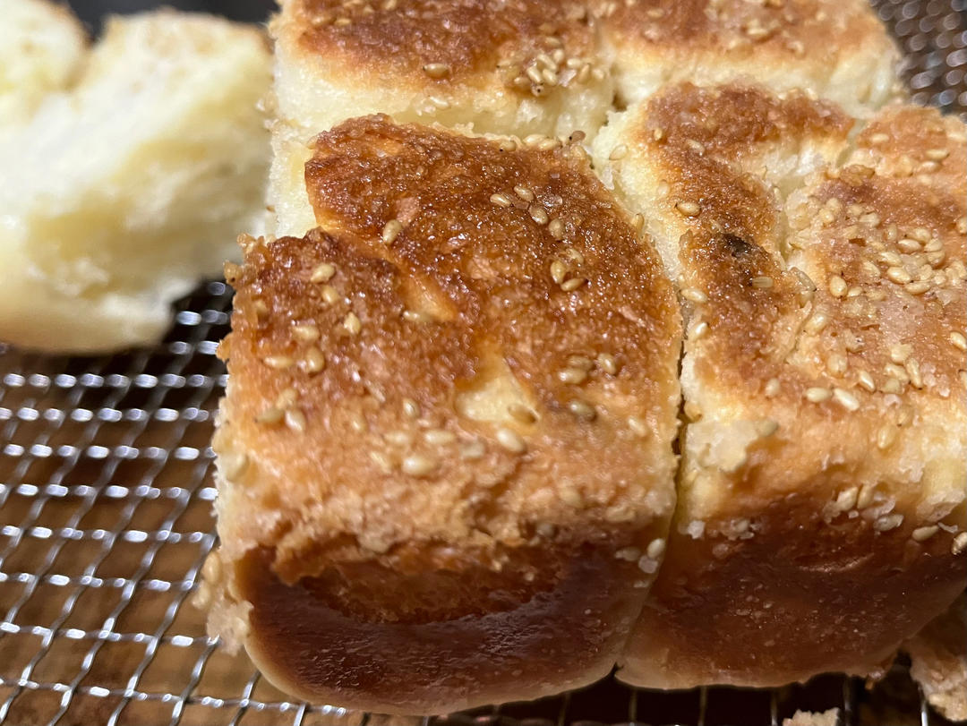 脆底蜂蜜小面包