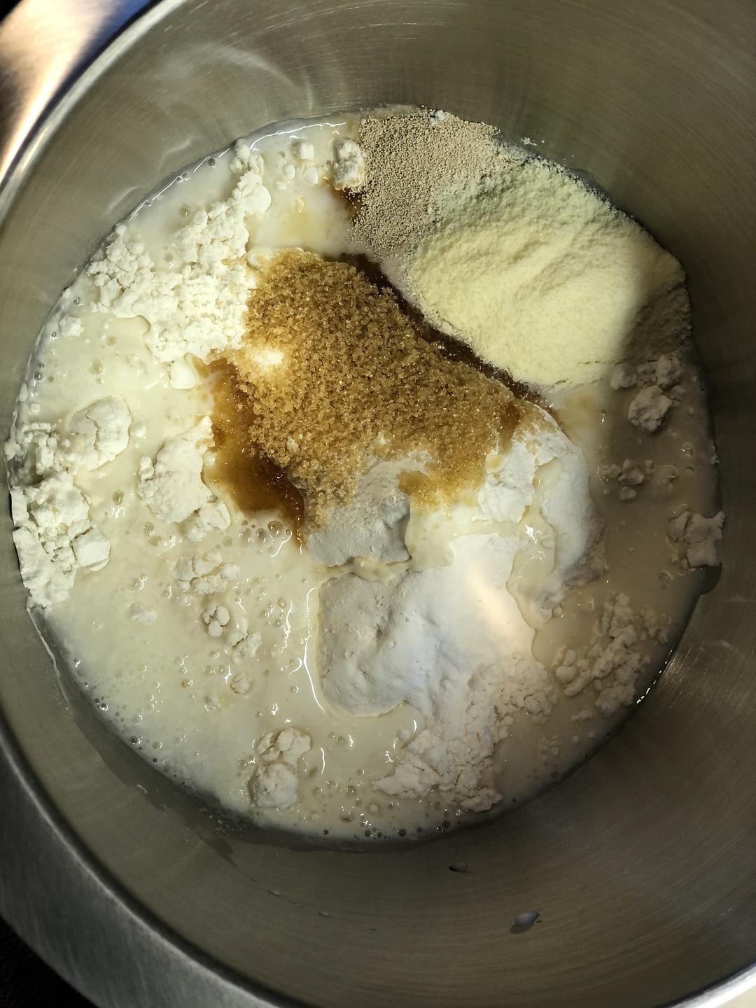 纯奶手撕吐司的做法 步骤1