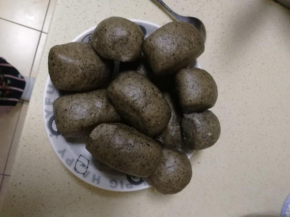 黑芝麻山药小馒头 (一次发酵，简单快手)