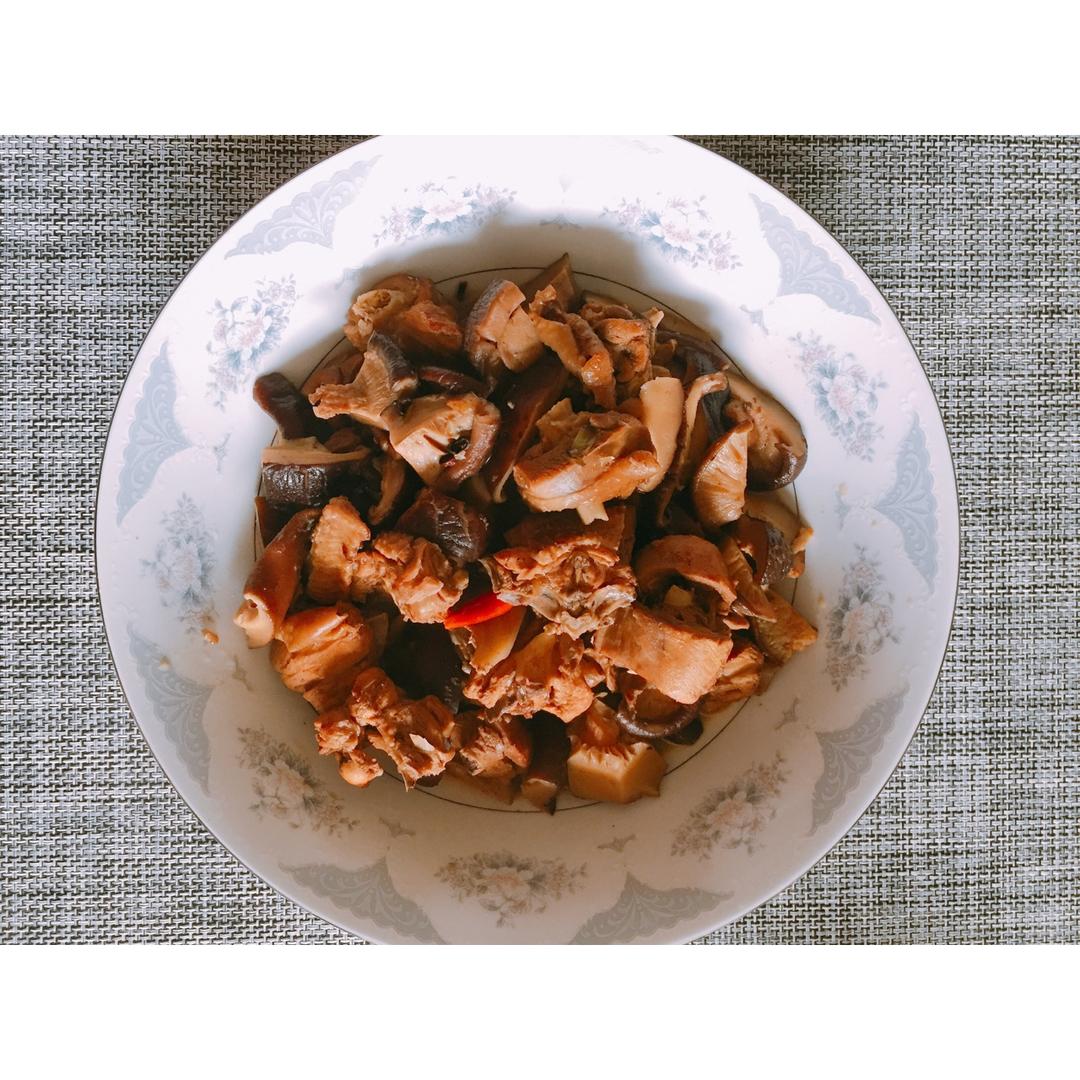 香菇炖鸡